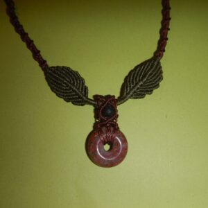 Halskette mit Jaspis